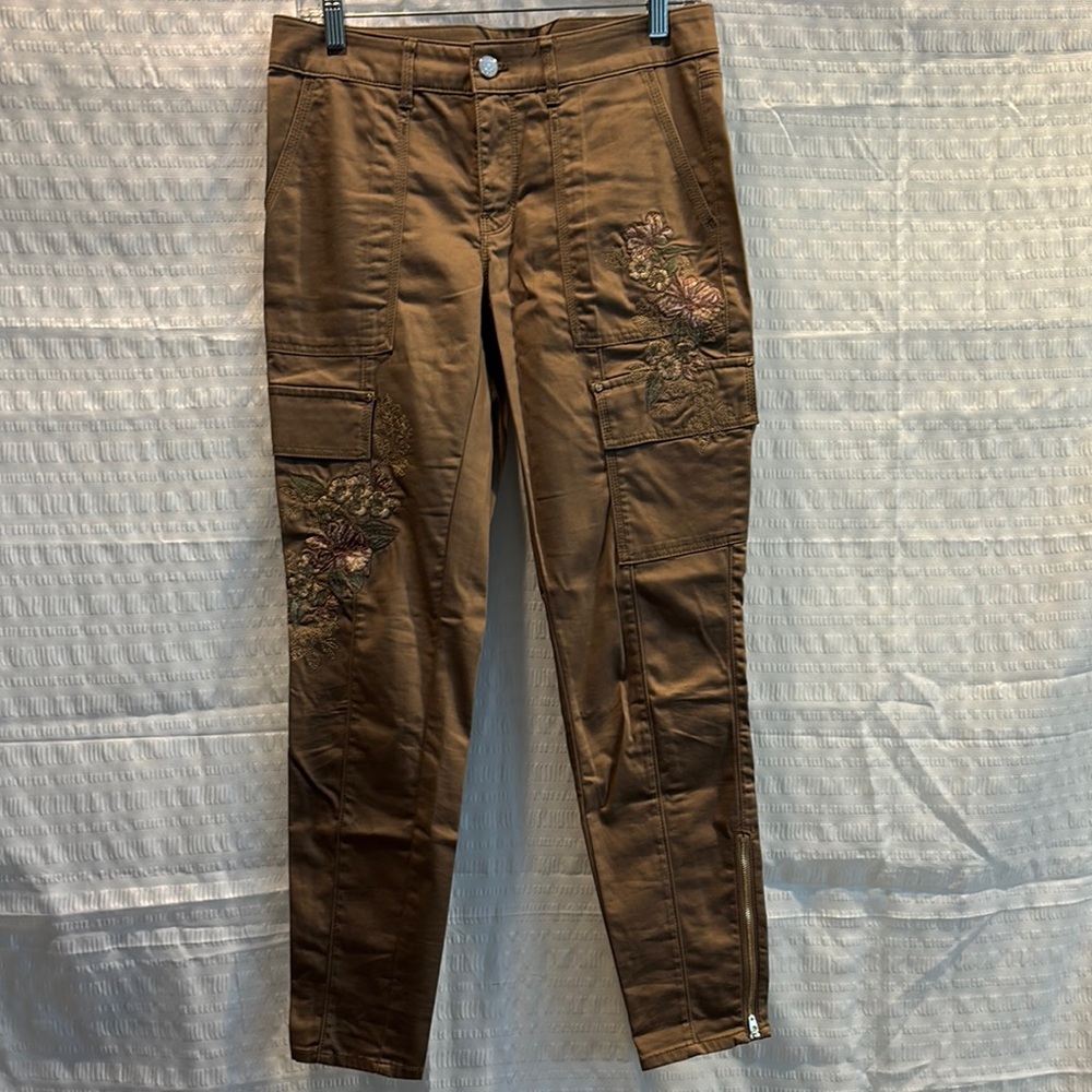 White House Black Market Brown Skinny Pants with Floral Embroidery